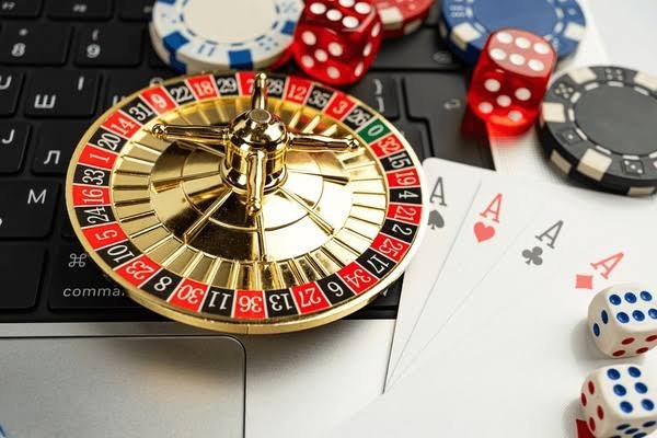 Zahraniční casino s licencí Proč se vyplatí hrát v zahraničních online kasinech